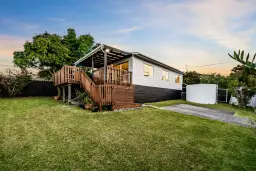 77B Elliston Crescent, Stanmore Bay