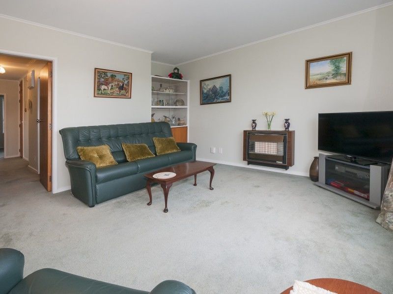 2/9 Trevethick Grove, Woburn, Lower Hutt, 2 rūma, 1 rūma horoi