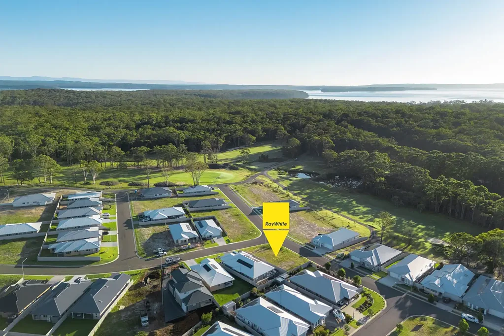 Sussex Inlet  DREAM HOME OR DEVELOP