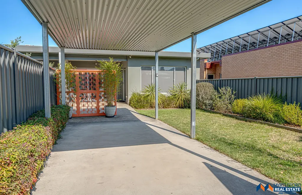 Myrtleford 2બેડરૂમ POSITION POSITION Townhouse in CBD