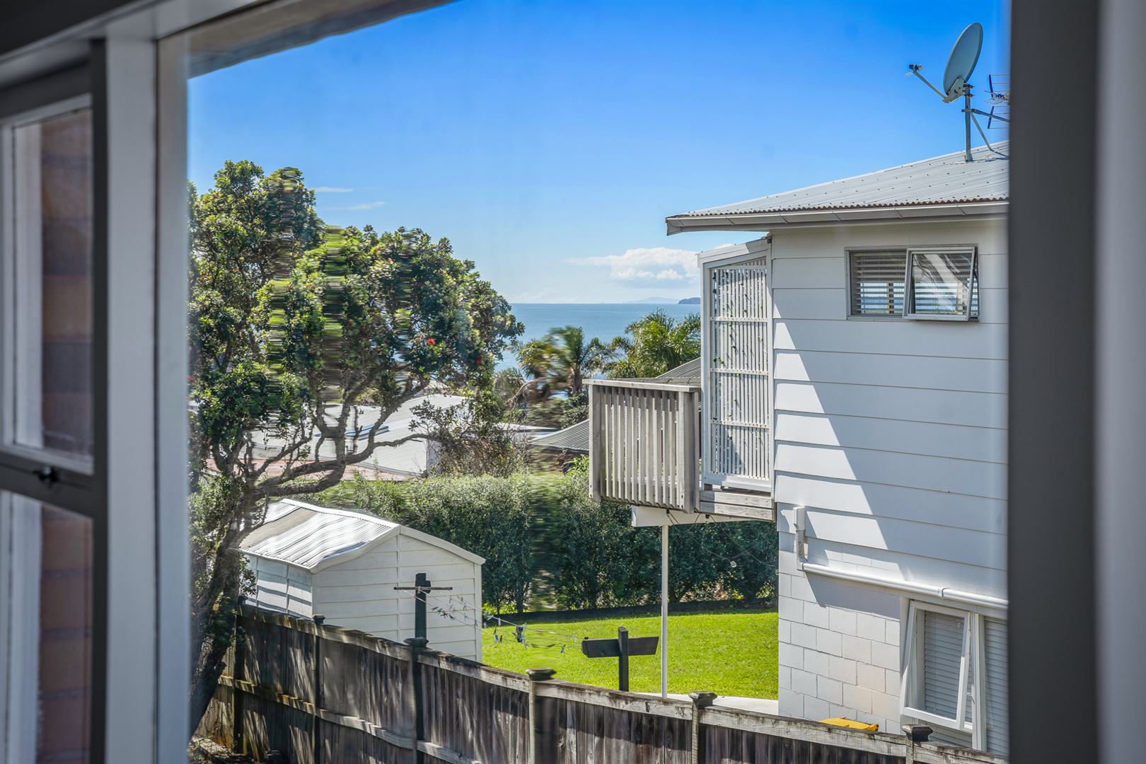 2/613 Beach Road, Rothesay Bay, Auckland - North Shore, 2 chambres, 1 salles de bain