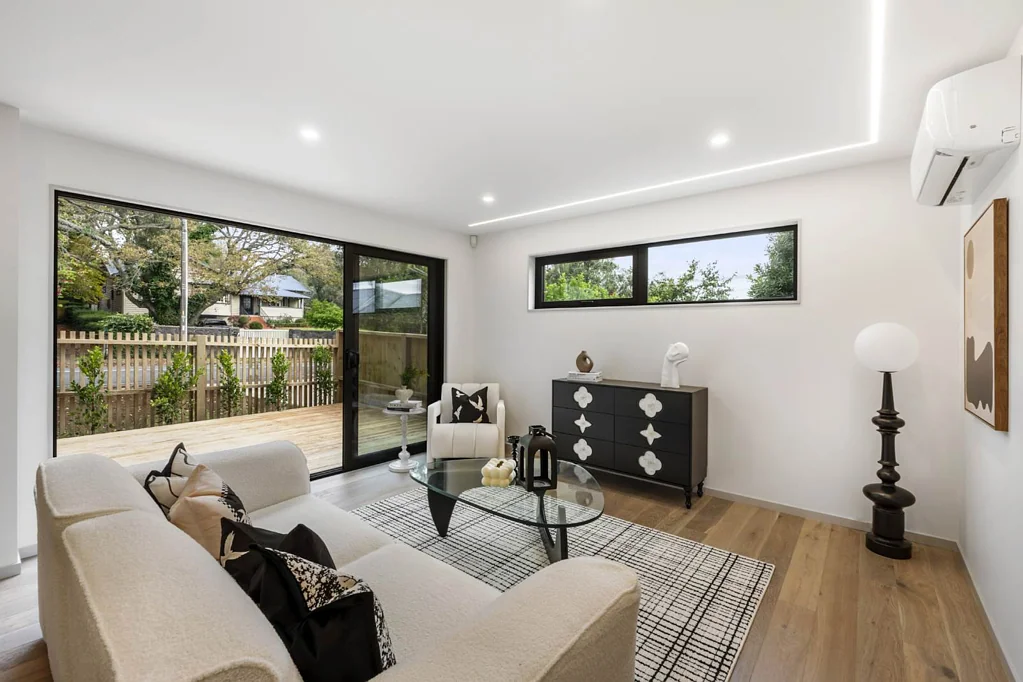 Greenlane 4Kwarto Stylish New Freestanding Home in Greenlane