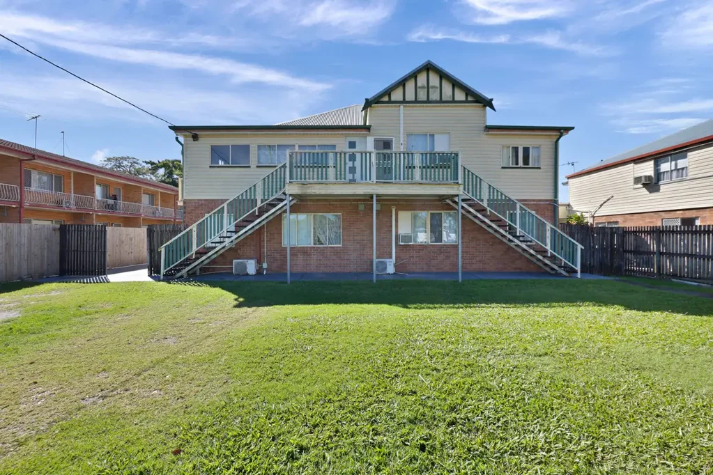 Mackay 9Kwarto A Rare Multi-Living Opportunity – 9 Bedrooms Across 5 Separate Living Spaces