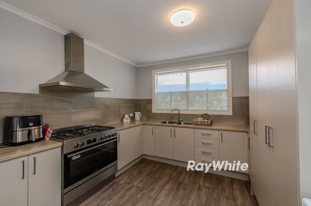 Robinvale 3ห้องนอน Neat & tidy home!