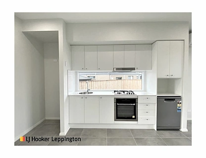 15a Meale Avenue, Gledswood Hills, Macarthur Region, 2 ਕਮਰੇ, 1 ਬਾਥਰੂਮ, Flat
