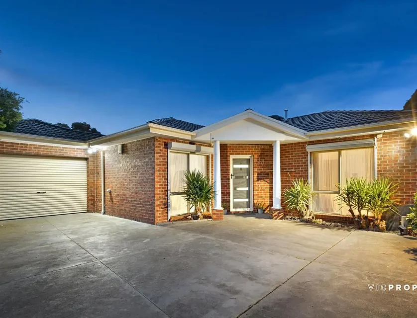 2/21 Elton Road, Ferntree Gully, VIC 3156, 3 રૂમ, 2 બાથરૂમ, Unit