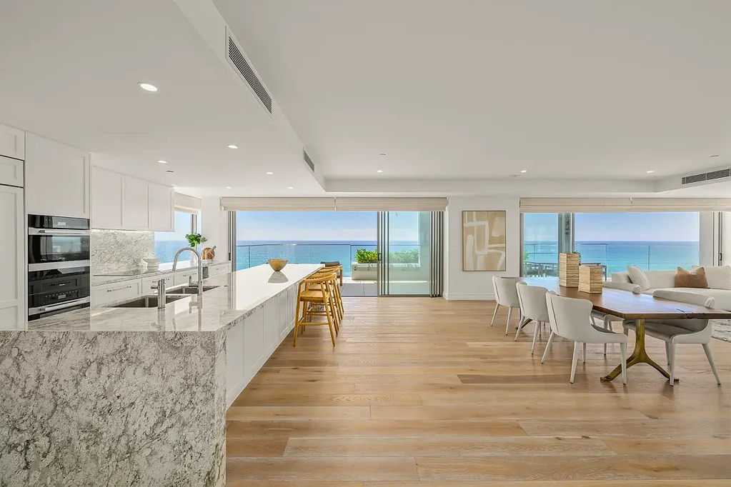 Palm Beach 4部屋 Brand New Beachfront Exclusivity and Elegance