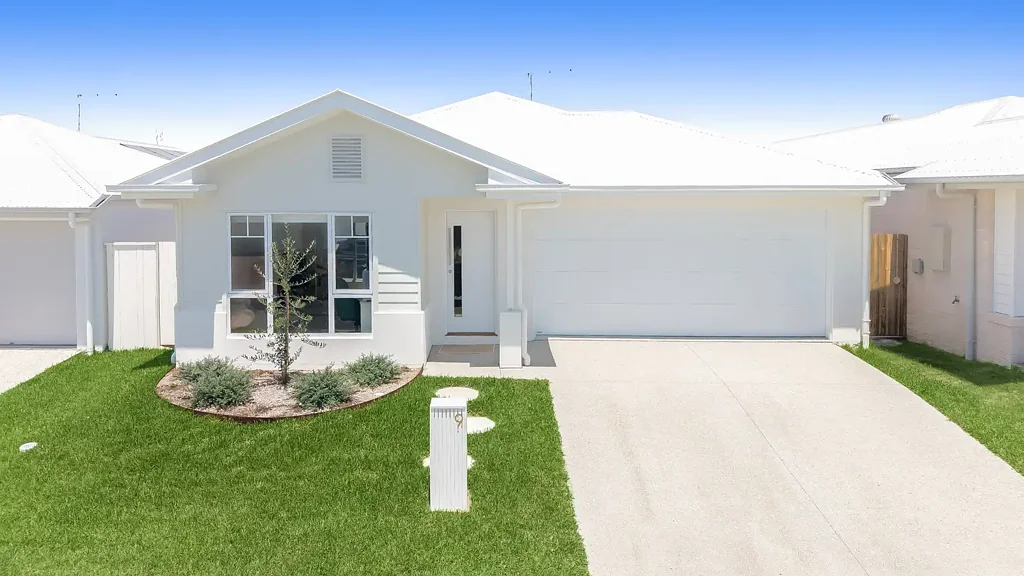 9 Dowe Street, Banya, QLD 4551