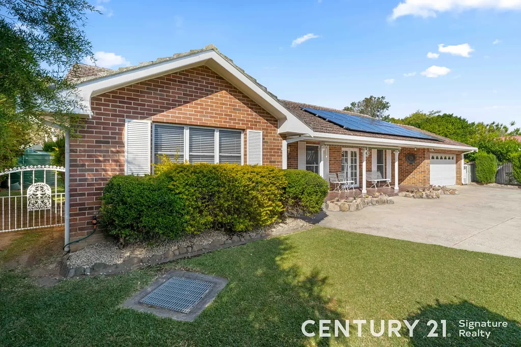 Bomaderry 3 Slaapkamer Prime Location - Expansive 1,277m² Block with Endless Possibilities