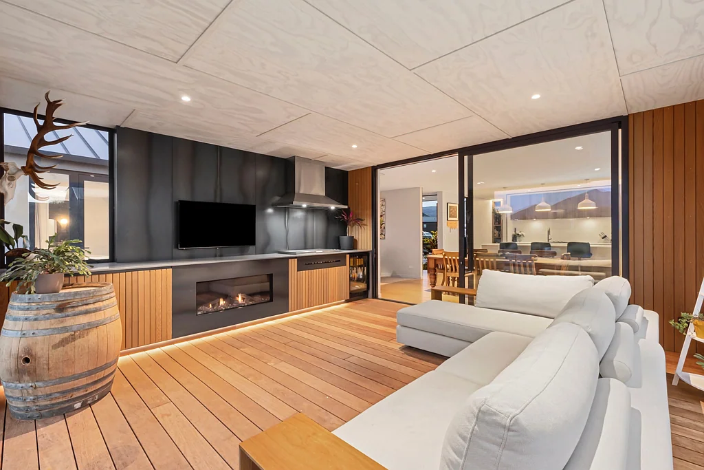 Wanaka 3房  Deluxe Living with Mountain & Reserve Outlook