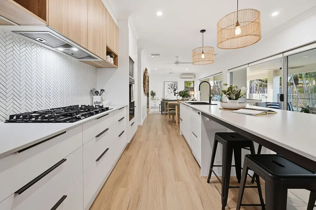 Annandale 5Moenga Step Inside & Prepare To Be Impressed!