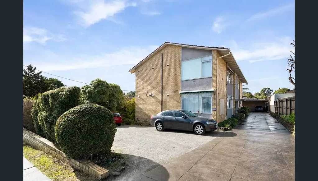 2 bedroom apartment