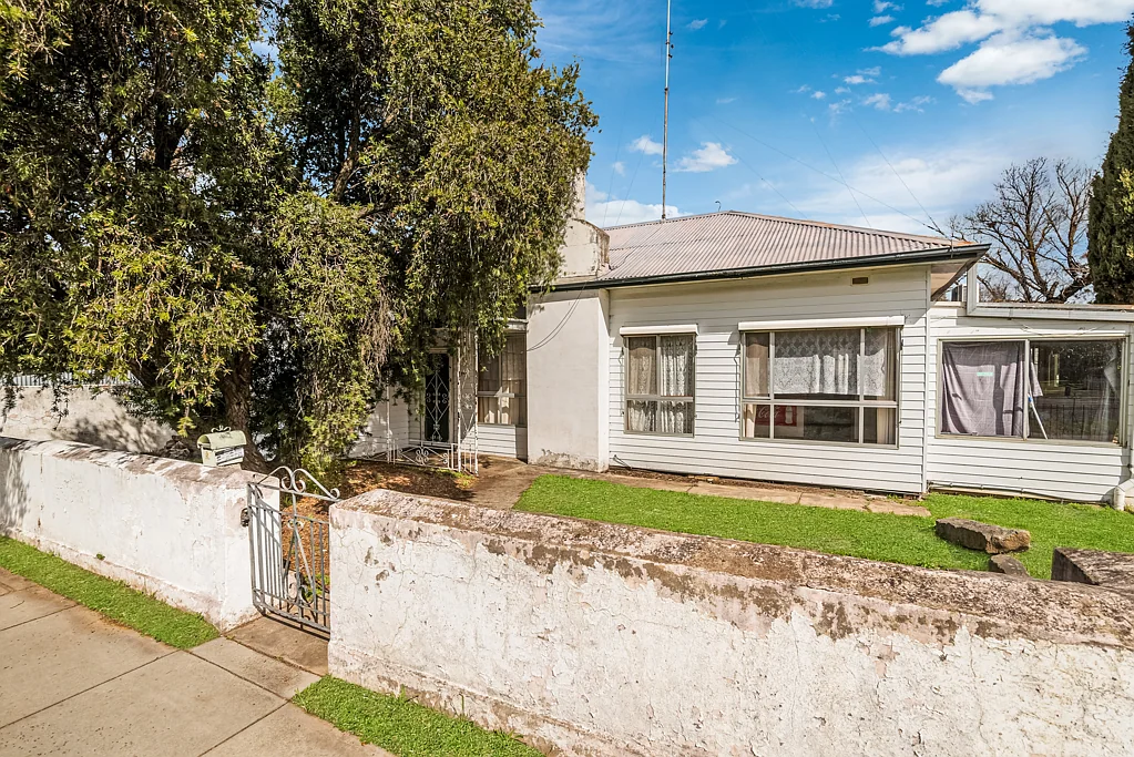 201 High Street, Heathcote, VIC 3523