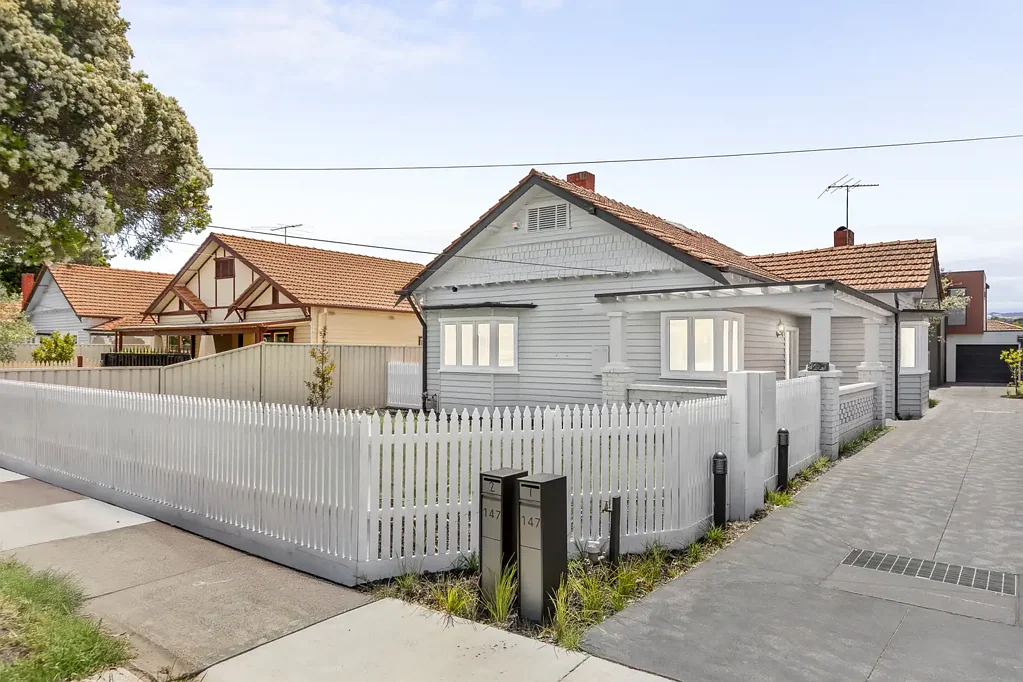 1/147 Kangaroo Road, Hughesdale, VIC 3166