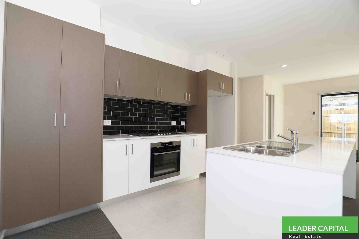 8A ROSENBERG ST, THROSBY ACT 2914, 0 Bedrooms, 0 Bathrooms, Townhouse