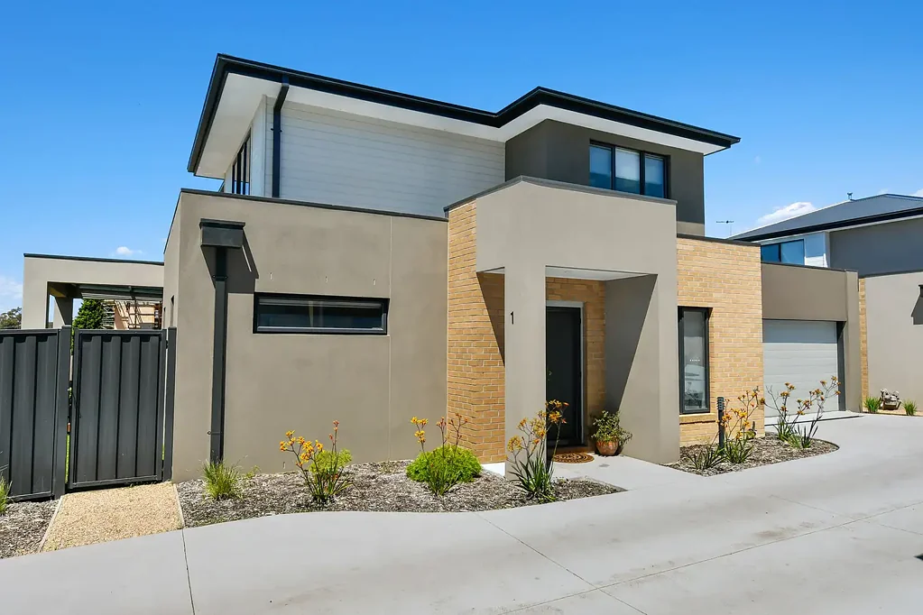 1/214 North Road, Langwarrin, VIC 3910