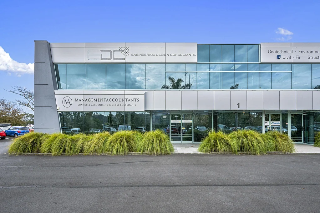Albany Position, profile and proven income on Bush Road
