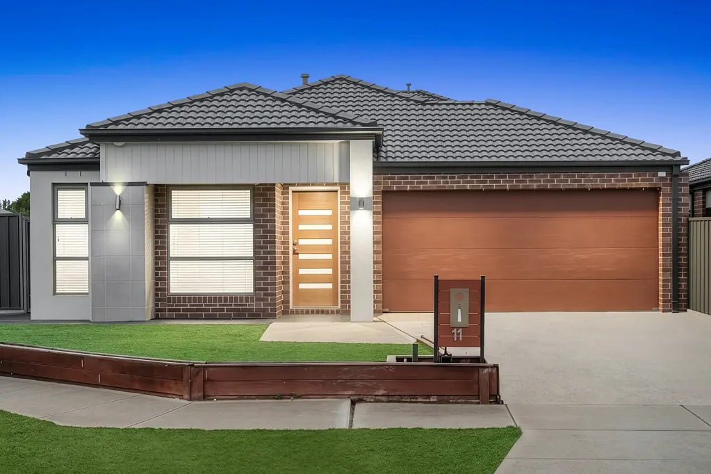 Manor Lakes 4ਬੈੱਡਰੂਮ Family Comfort Meets Effortless Living in a Well-Designed Home!
