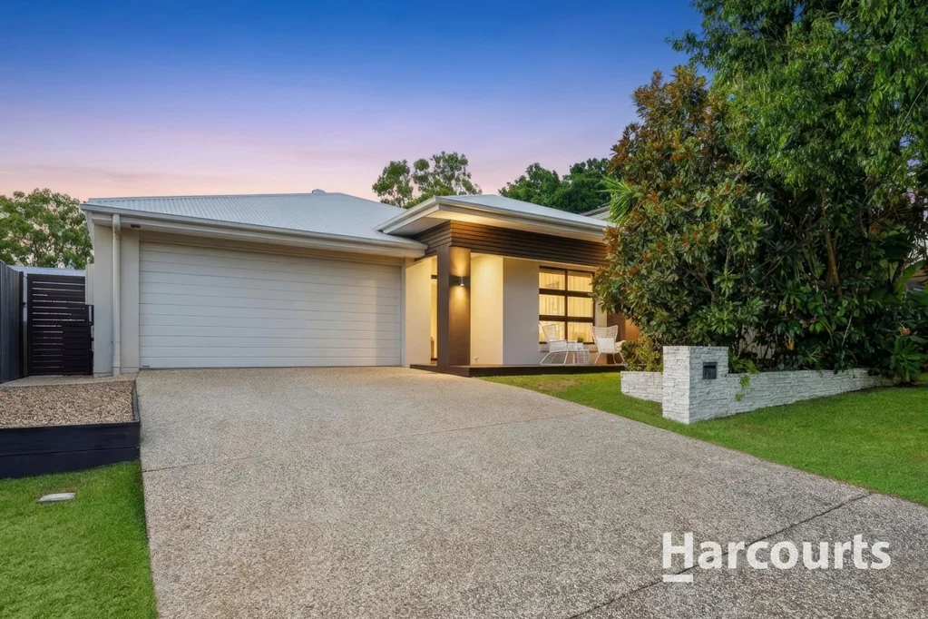 13 Imperial Place, Bridgeman Downs, QLD 4035