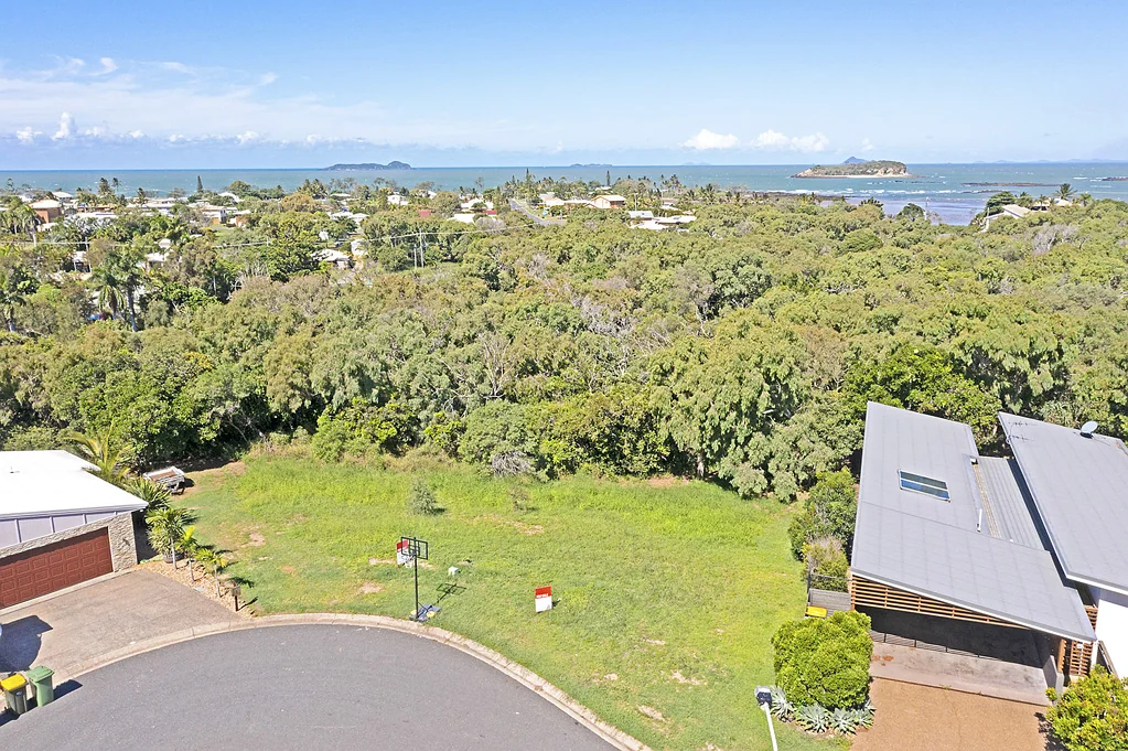 24 Hideaway Road, Zilzie, QLD 4710