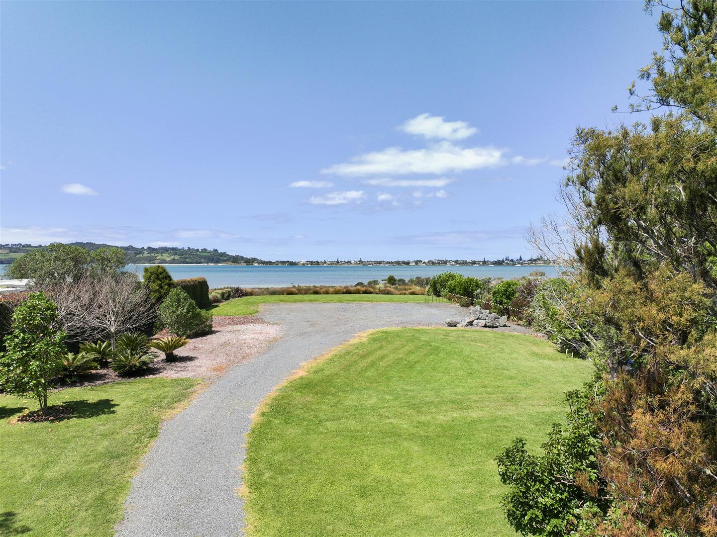 40 & 42 Waimanu Place, Point Wells, photo 9