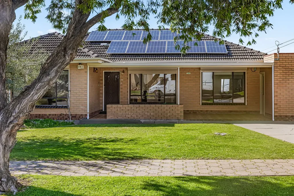 Spacious and Rustic Four Bedroom House