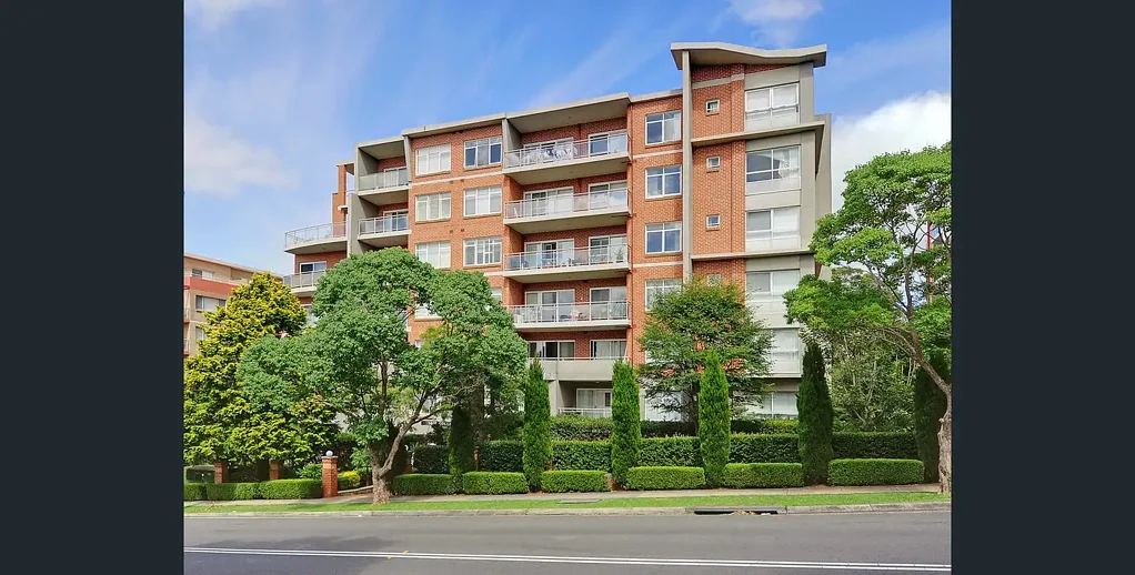 Modern & Spacious 2-Bedroom Apartment in the Heart of Hornsby