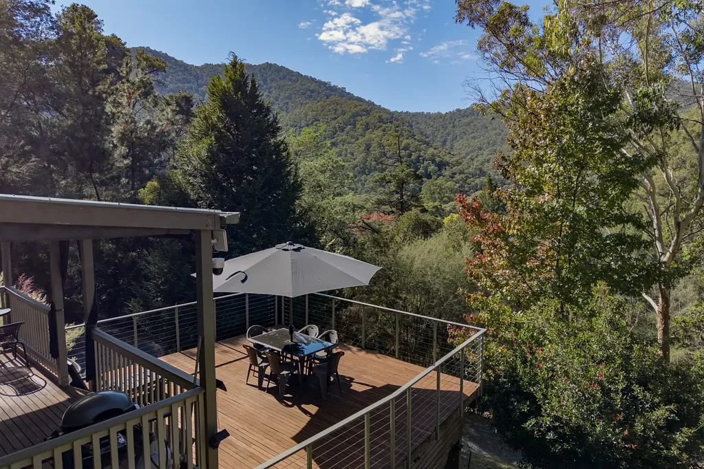 Kevington 3chambre A Peaceful Kevington Retreat With Mountain Views and River Access