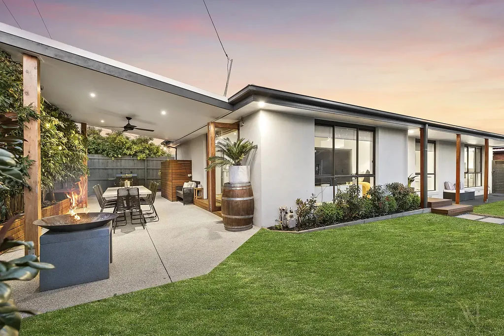 Edithvale 3બેડરૂમ EXPRESSION OF INTEREST CLOSING 28/07 | Embrace the Beachside Dream
