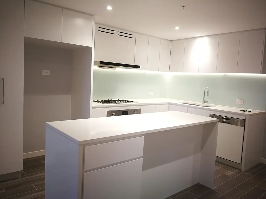 Luxurious New and Spacious Modern Apartment at the centre of Wentworth Point