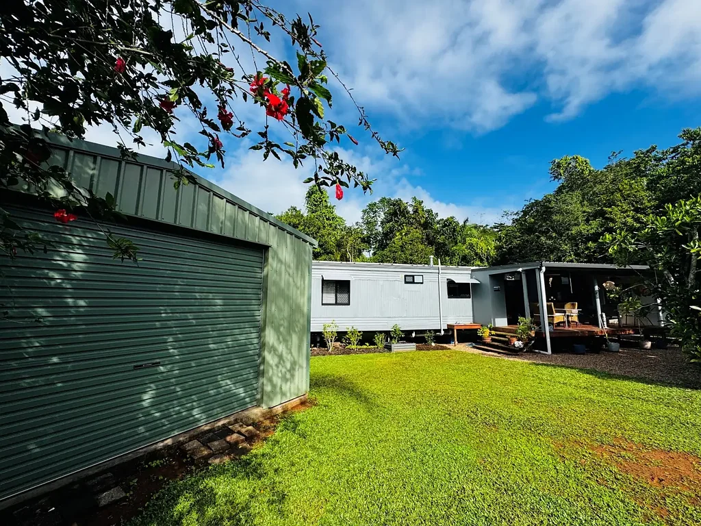 Mission Beach 2房  A Cosy Renovated Retreat with Shed at the End of a Cul-de-sac !