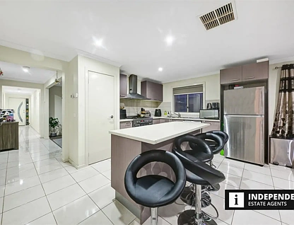 102 James Melrose Drive, Brookfield, VIC 3338, 4 ਕਮਰੇ, 2 ਬਾਥਰੂਮ, House