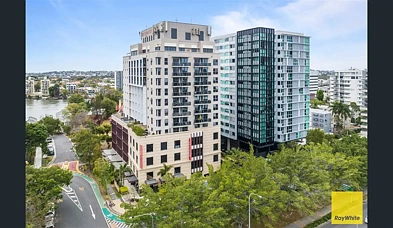 Kangaroo Point 1 Bedroom Prime LOCATION High yield Low-maintenance City Pad investment at award winning modern complex in a tightly held inner city suburb