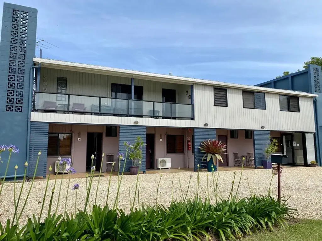 Coastal living... perfect for one!