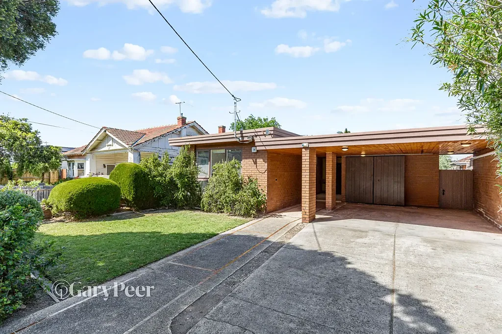 Caulfield 3Kwarto Solid & spacious single level sanctuary