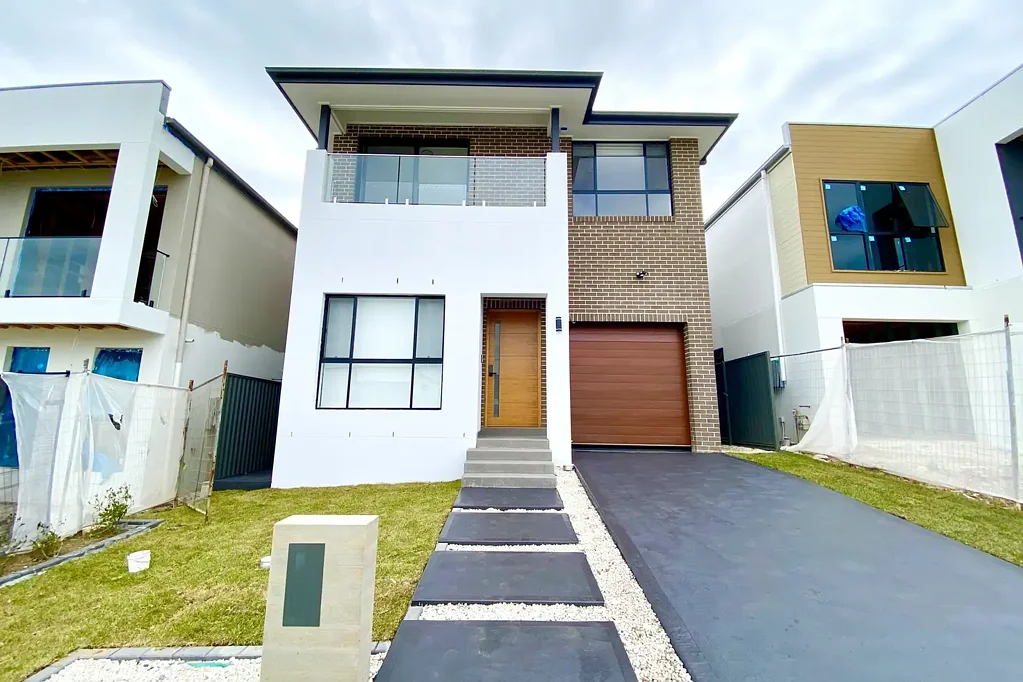 5-Bedroom House for Rent with Modern Amenities!