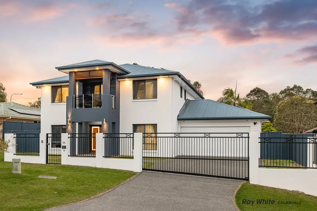 Drewvale 6房 全新粉刷度假式家庭住宅，成长空间充足，步行可达Stretton State College Freshly Painted Resort Style Plantation Home with Room to Grow walk to Stretton State College