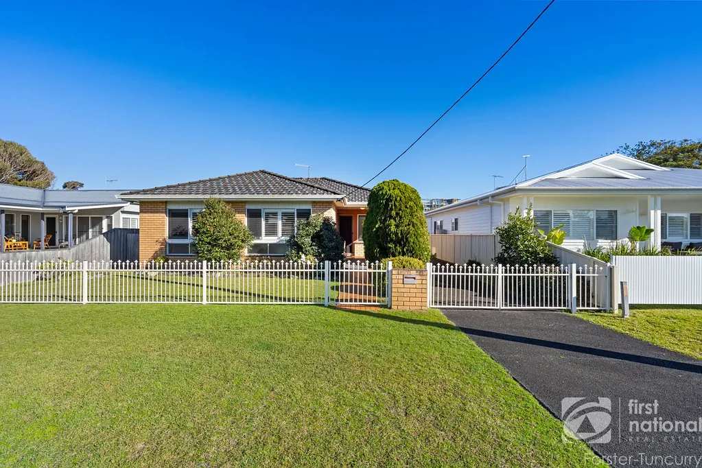Forster 5Kwarto Two Homes, One Title - Rare Opportunity in a Central Forster Location