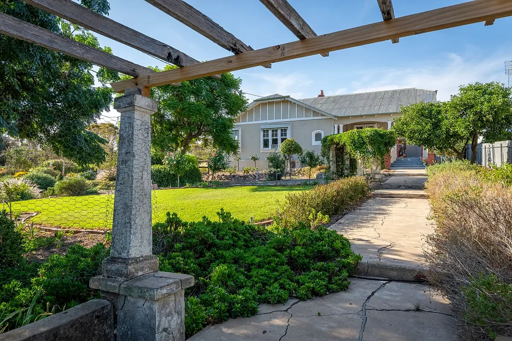 Jeparit 2ਬੈੱਡਰੂਮ Captivating and Charming!