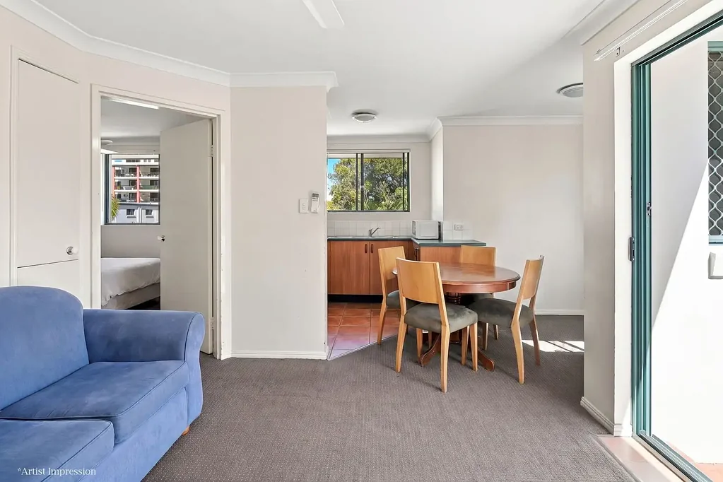 Southport 1Kwarto A North-Facing Opportunity with Plenty of Potential