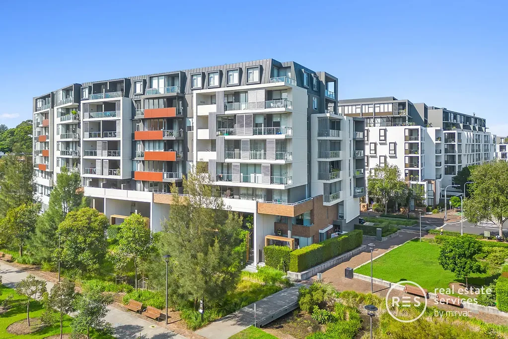 Large 1-Bedroom Apartment in Harold Park