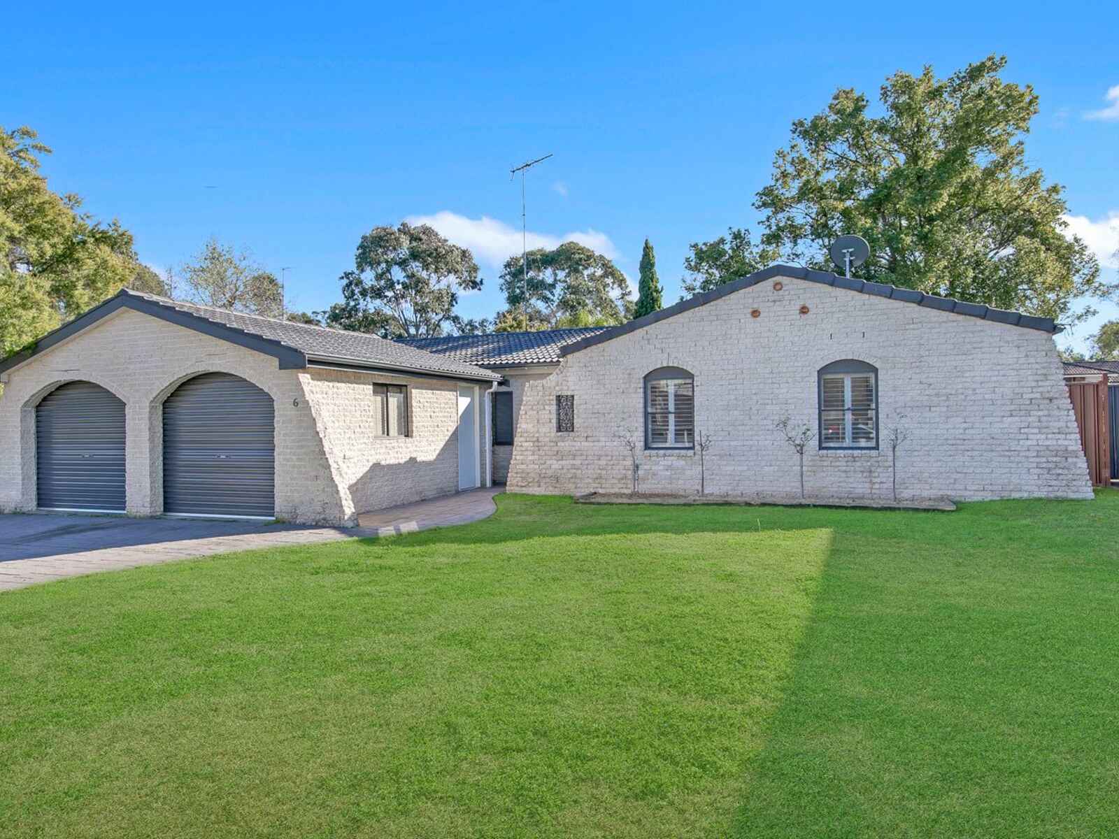 6 HAWKE PL, KINGS LANGLEY NSW 2147, 0 Kuwarto, 0 Banyo, House