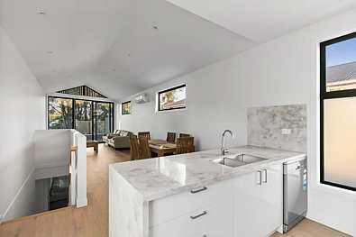 2/44 Conifer Avenue, Brooklyn, VIC 3012, 2房, 2浴, Townhouse