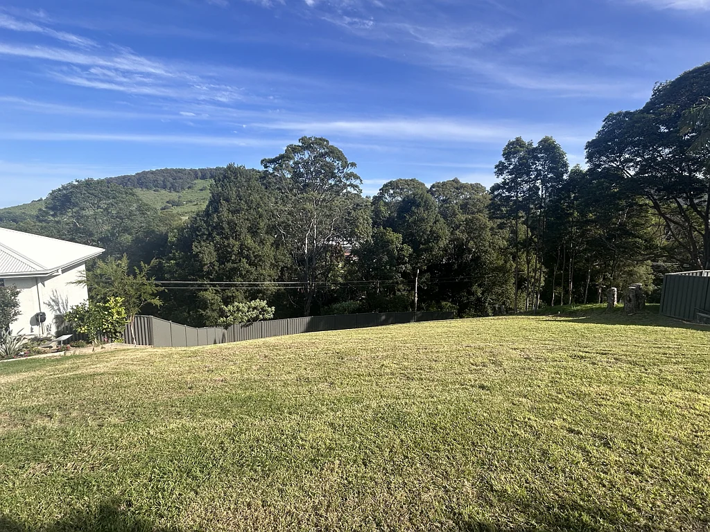 Coffs Harbour RARE OPPORTUNITY – 911.7m² BLOCK CLOSE TO COFFS HARBOUR TOWN CENTRE!
