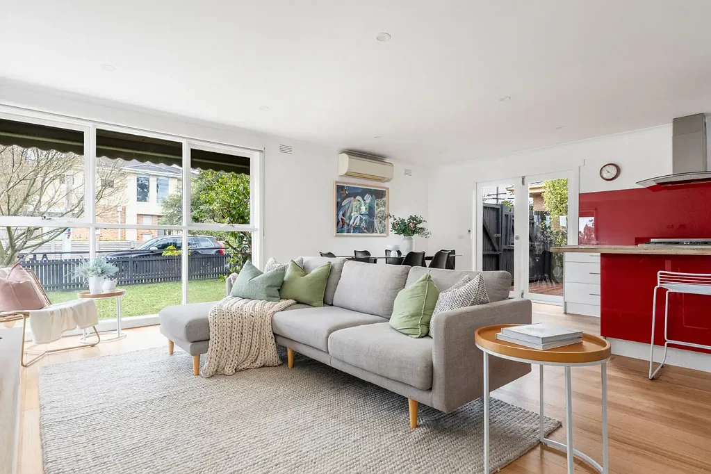 Cheltenham 5ਬੈੱਡਰੂਮ Family Ready with Park-side Living