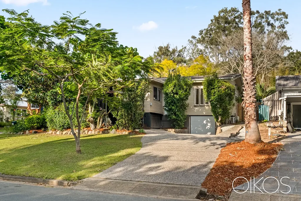 18 Paten Road, The Gap, QLD 4061