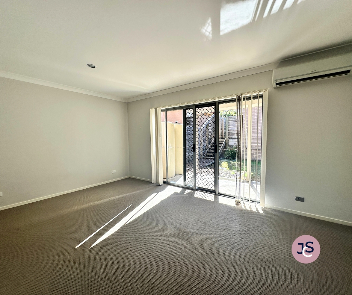 UNIT 16 8 STOCKTON ST, MORISSET NSW 2264, 0 غرف, 0 حمامات, Townhouse