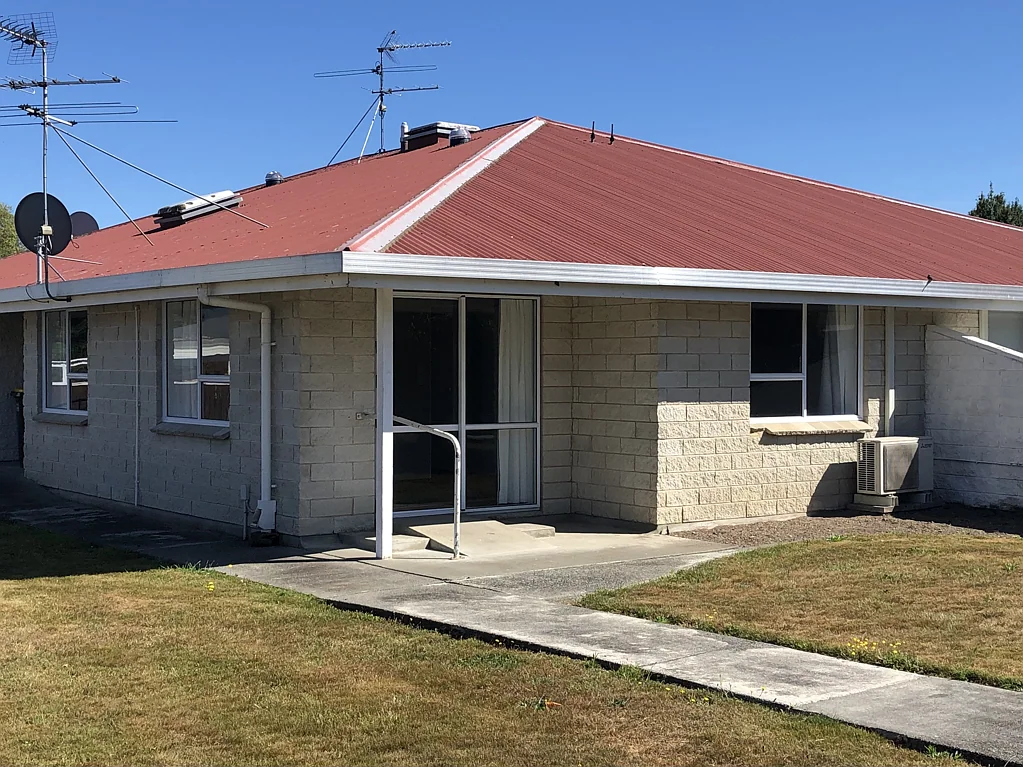 Carterton 1Zimmer Retirees dream