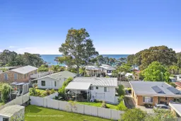 13 Wills Crescent, Denhams Beach