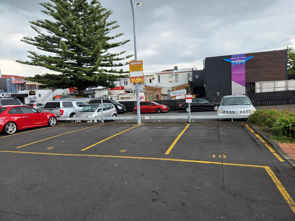 Mount Eden Boutique Office next to Dominion Countdown